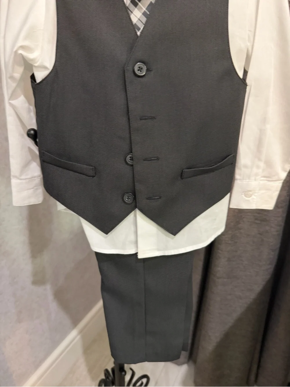 Van Heusen Black Vest and White Shirt Set with Gray Plaid Tie